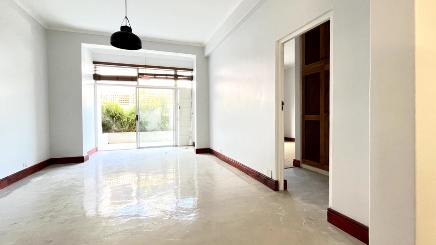To Let 2 Bedroom Property for Rent in Sea Point Western Cape